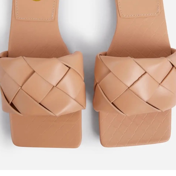 Tan quilted square toe flats only size 9 10 left - Picture 7 of 14